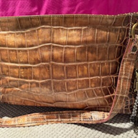 Croc leather Bronze Handbag - Picture 2 of 7